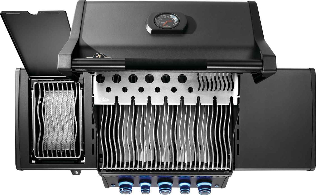 Parrilla a gas Patio Elegance Phantom Rogue PRO-S 425 RSIB con quemadores infrarrojos laterales y traseros