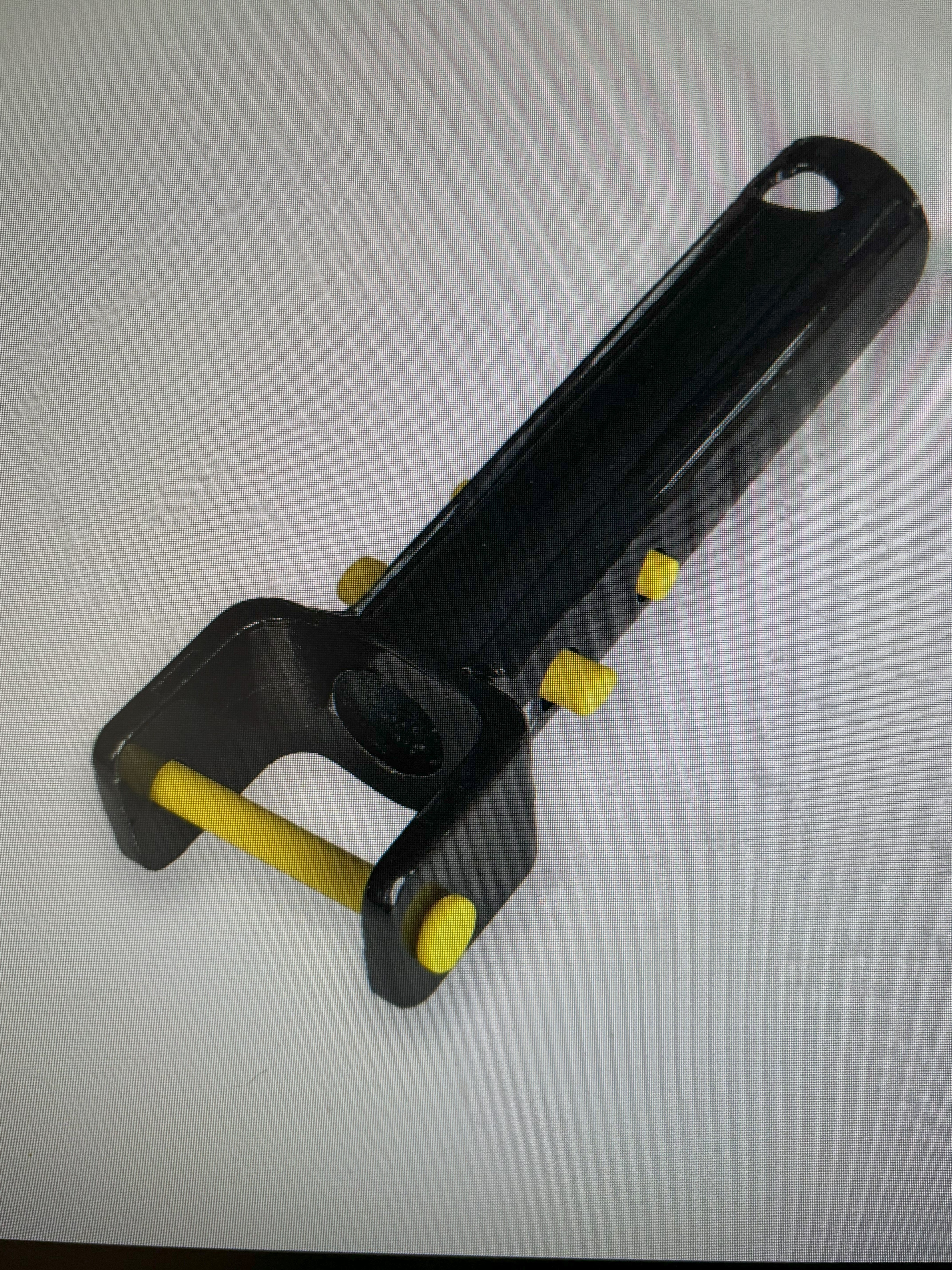 For Our Partners: The Basic Bundle with VacDaddy 2.0, V2W® Kit, Shallow Water Adapter, 29" Aluminum Adapter Pole, and Aluminum Vac Head Handle